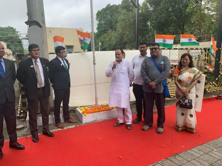 Read more about the article 75th Independence Day Celebration and hoisted the National Flag M Qamruzzaman Qamar, At ITC Sonar, Kolkata