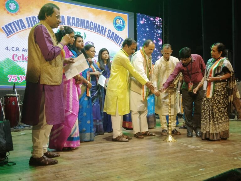 Read more about the article Md Qamruzzaman Qamar, President INTUC-WB Br inaugurated the cultural programme